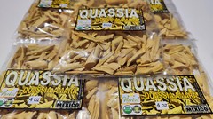 4oz quassia, quassia amara, bitter ash,bitter wood,hombre grande,cuassia chip !!