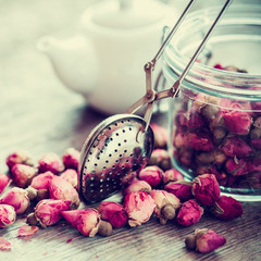Rose Buds Whole Herbal Tea 1-32 oz Premium Dried Botanical Flowers