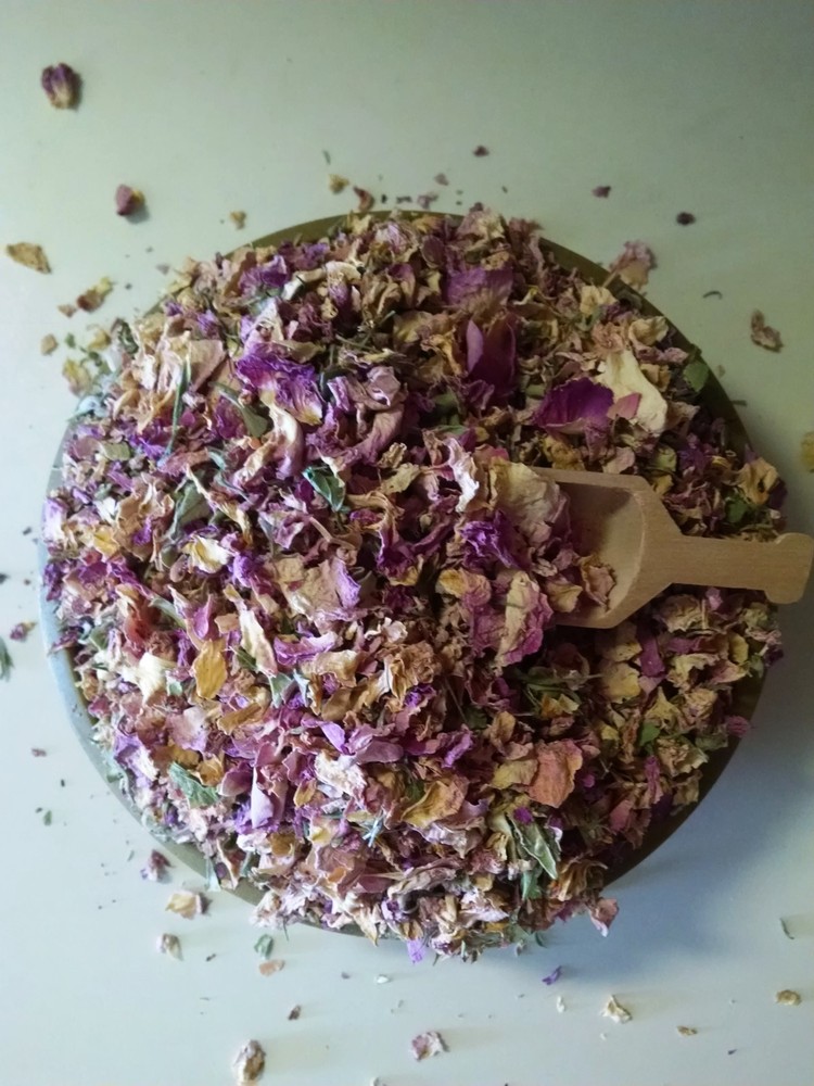 Rose Petals, Pink (Rosa damascena) Organic 1oz.