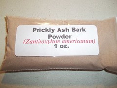 1 oz. Prickly Ash Bark Powder (Zanthoxylum americanum)