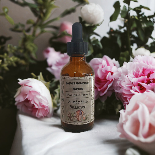 Feminine Balance | Organic Herbal Extract Tincture | Monthly Cycle | Hormones