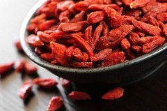 USDA CERTIFIED LARGE ORGANIC GOJI BERRY AAA++,2LBS (NEW SHIPMENT) FRESH COLOR